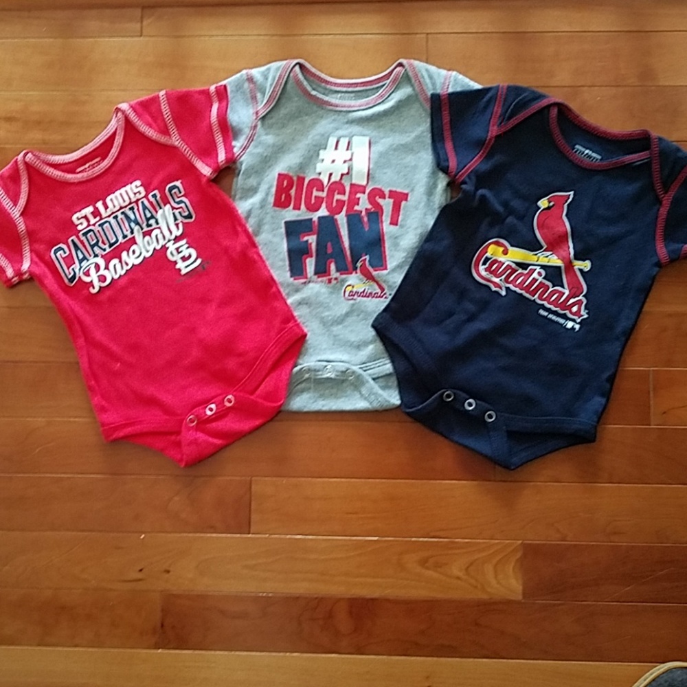 NWOT St. Louis Cardinals Onesies Set (0-3M)!